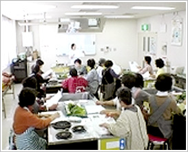 栄養・料理実習の様子